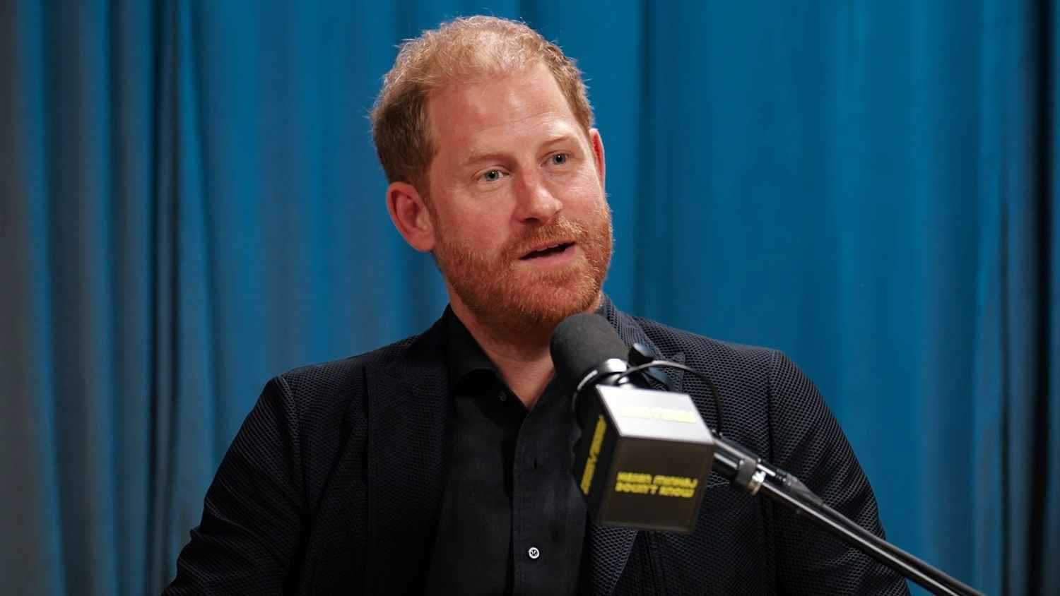 هاري يجيب "صراحة" عن إمكانية حصوله على الجنسية الأمريكية (فيديو)