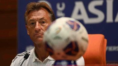 غيابات مؤثرة.. مدرب فرنسا يدفع بستة بدلاء أمام إيسلندا في تصفيات كأس العالم