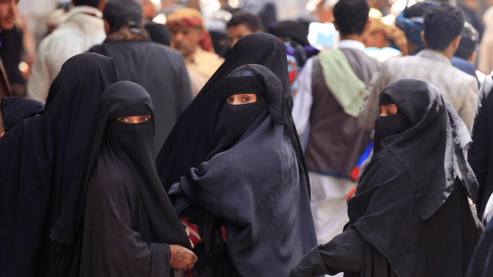 وسط احتجاجات غاضبة.. مدينة عراقية