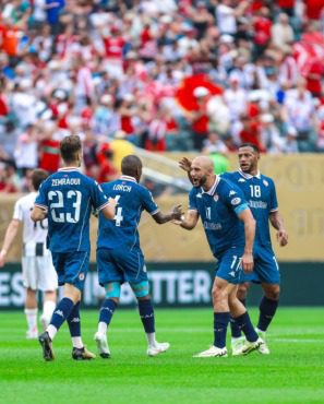 الوداد المغربي منافس الزمالك يتسلح بنجم تشيلسي السابق حكيم زياش