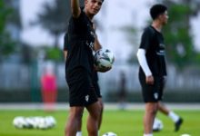 “أقصى أحلامه يشتري شقة وعربية”.. شوبير يفجر مفاجأة بشأن حقيقة طلب محمد السيد 10 ملايين للتجديد مع الزمالك! فيديو