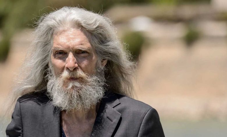 القضاء الفرنسي يحاكم 10 أشخاص بتهمة