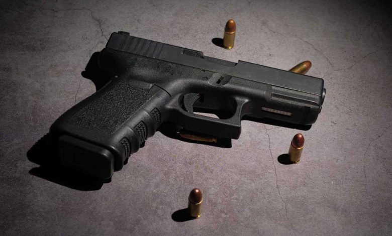 أنتوني هوبكنز يكشف صراعه مع الإدمان على الكحول