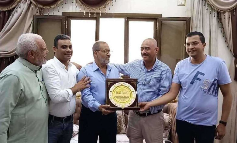 تيلان بلوندو.. كيف تبدو