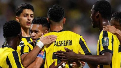 مثل محمد هنيدي.. نجم الأهلي المصري يسخر من خوان ألفينا بيزيرا (فيديو)