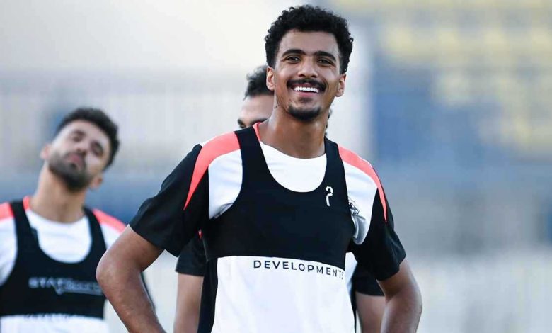 تصرف غريب بالكرة.. التسلل ينقذ كريستيانو رونالدو من مأزق خطير (فيديو)