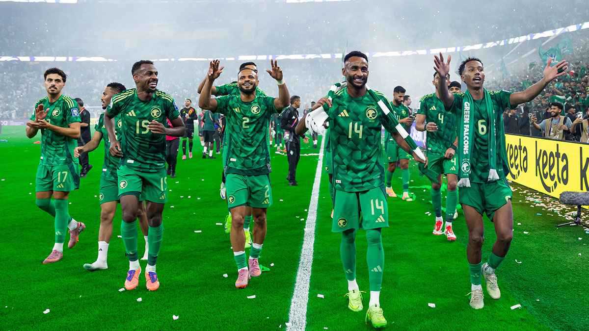 سالم الدوسري يتوج بجائزة أفضل لاعب في آسيا 2025