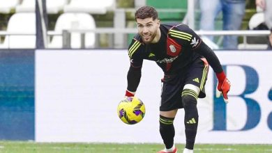 عمرو زكي يرد على شوبير عبر