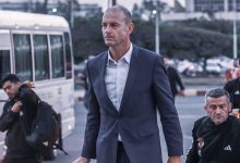 على طريقة أغويرو.. ردود فعل جنونية بعد هدف عمر مرموش أمام سوانزي (فيديو)