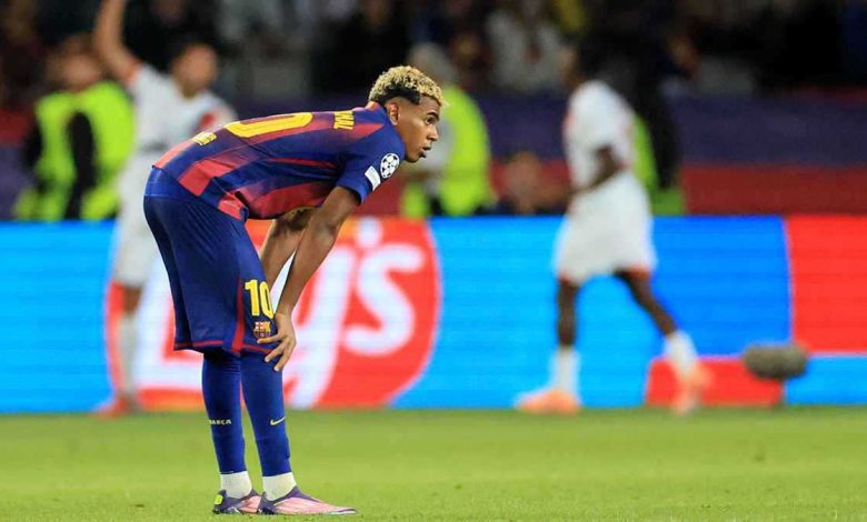 في حدث غير مسبوق بالبيت الأبيض.. ماكغريغور يعلن عودته لعالم UFC (فيديو)