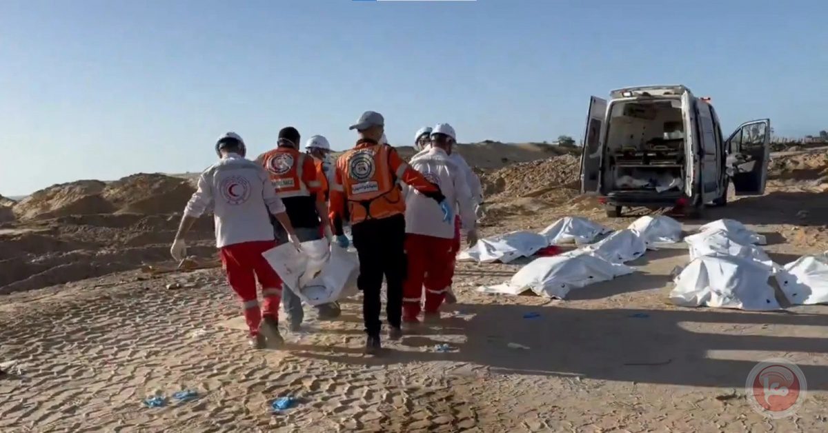الصليب الأحمر يُسلم الدفعة الرابعة من جثامين الأسرى الفلسطينيين