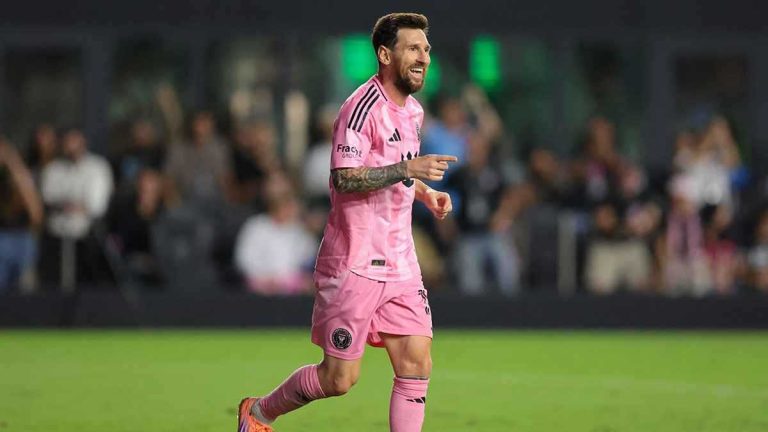 كيليان مبابي يفوز بجائزة مهمة قبل الكلاسيكو ضد برشلونة