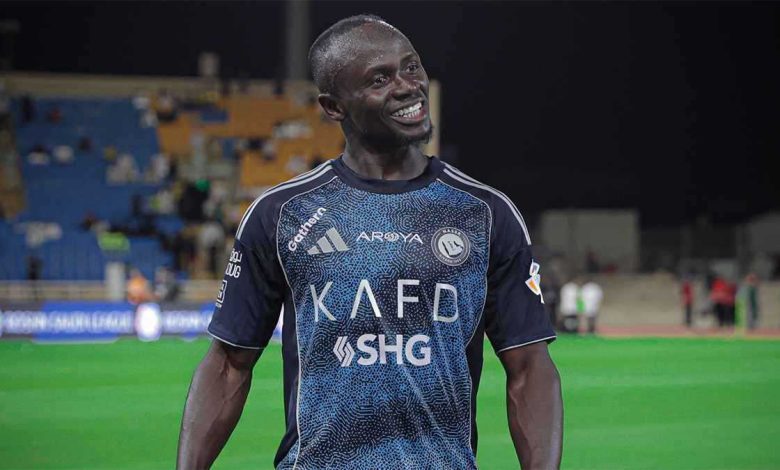 أولها صلاح ويجب حلها فورا.. 5 أزمات تهدد موسم ليفربول