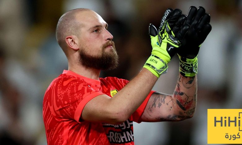 اقتراح لحل أزمة حراسة مرمى الاتحاد بعد إصابة رايكوفيتش