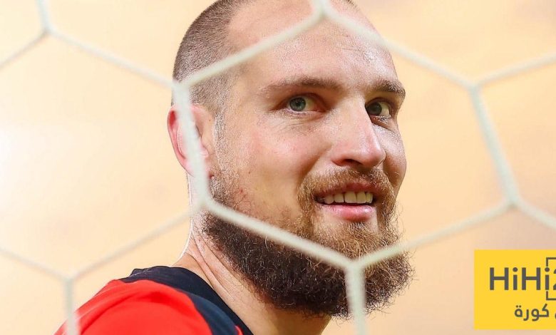 رايكوفيتش يتفوق على حراس دوري أبطال آسيا