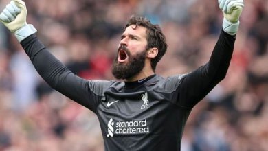 أليسون بيكر