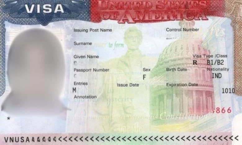 أمريكا تخفض طلبات اللجوء بشدة