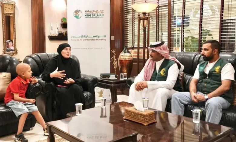 السعودية تعالج طفلا من غزة.. والأم تشكر المملكة