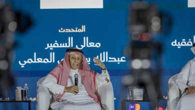 المعلمي كاشفًا أسرار الأمم المتحدة: الدبلوماسية تُصنع أحيانًا بالشعر