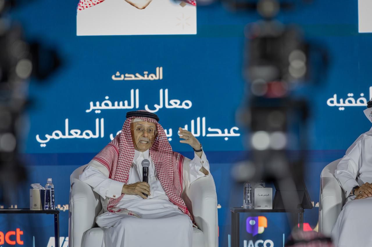المعلمي كاشفًا أسرار الأمم المتحدة: الدبلوماسية تُصنع أحيانًا بالشعر