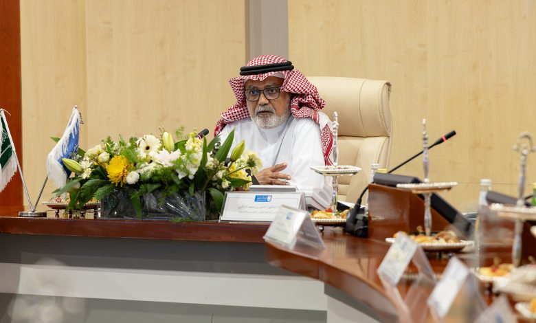 جامعة الملك سعود تبحث مع الملحقيات الخليجية فرص الابتعاث والمنح