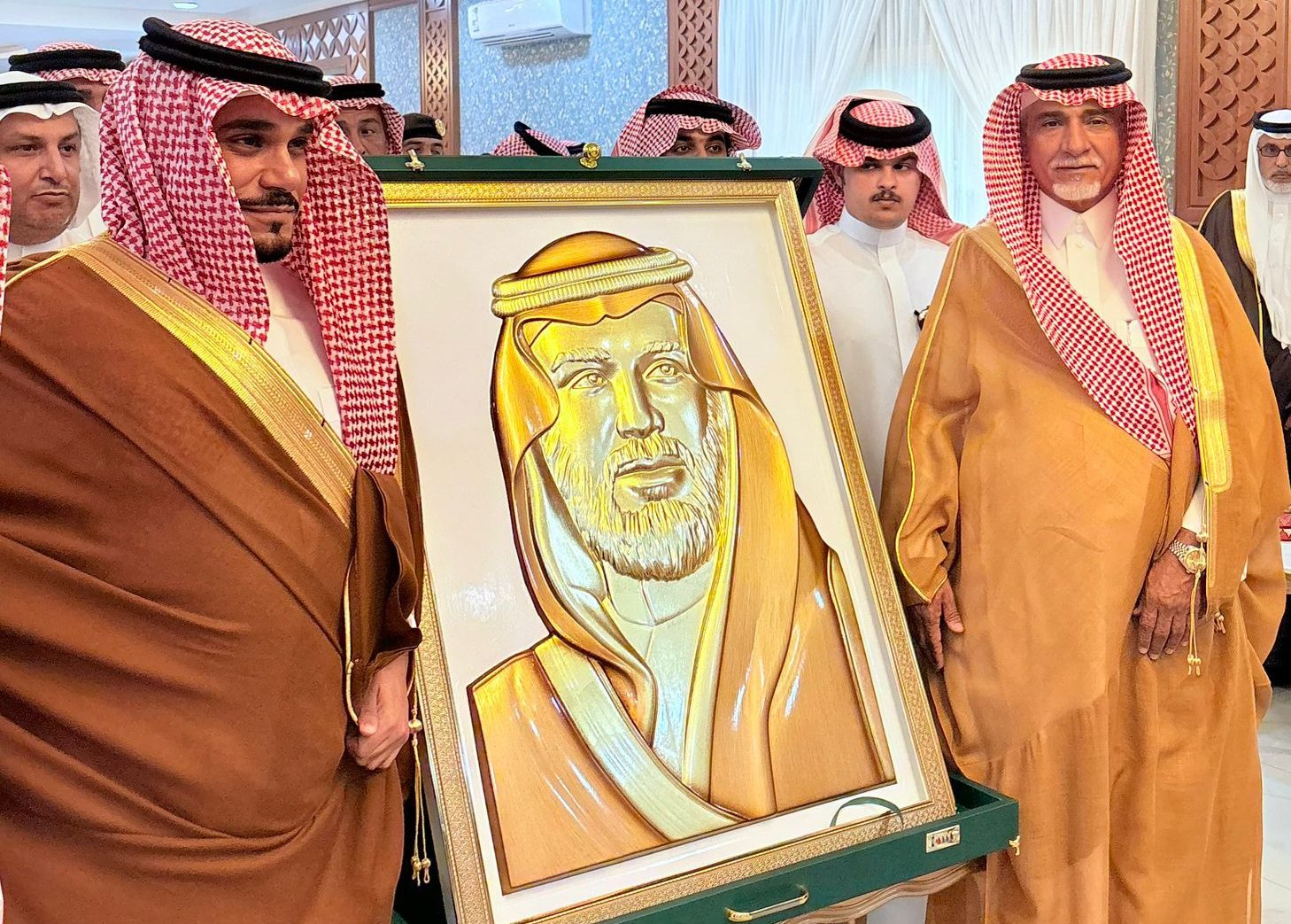 زيارة تعبّر عن الوفاء والتقدير.. نائب أمير نجران في ضيافة الشيخ محمد أبو ساق