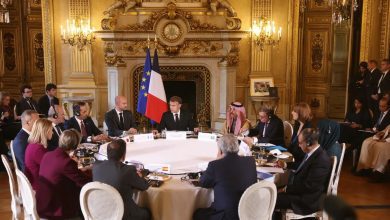 وزير الخارجية يشارك بالاجتماع الوزاري في باريس حول الخطة الأمريكية لغزة