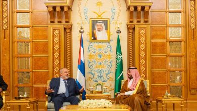 ولي العهد يلتقي رئيس وزراء كوبا