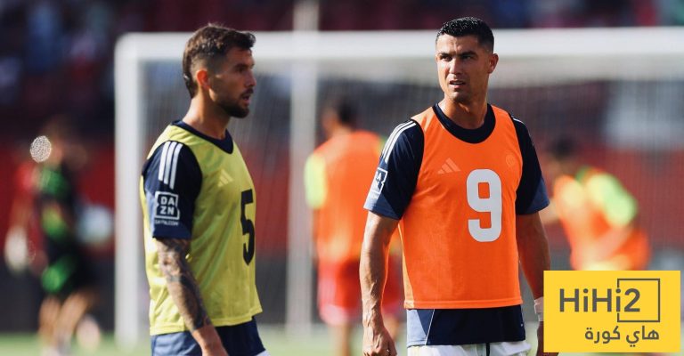 إينيغو مارتينيز يكشف لحظة استقبال الأسطورة رونالدو له في النصر!