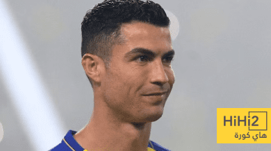 الذكاء الاصطناعي يختار قائمة الأفضل في مركز الجناح الأيسر