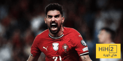 روبن نيفيز .. لاعب وسط بدرجة هداف