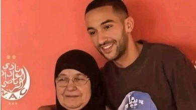 حكيم زياش بمقر الوداد الرياضي