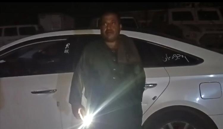 أمن أبين يستعيد سيارة مواطن بعد ساعات من اختطافها