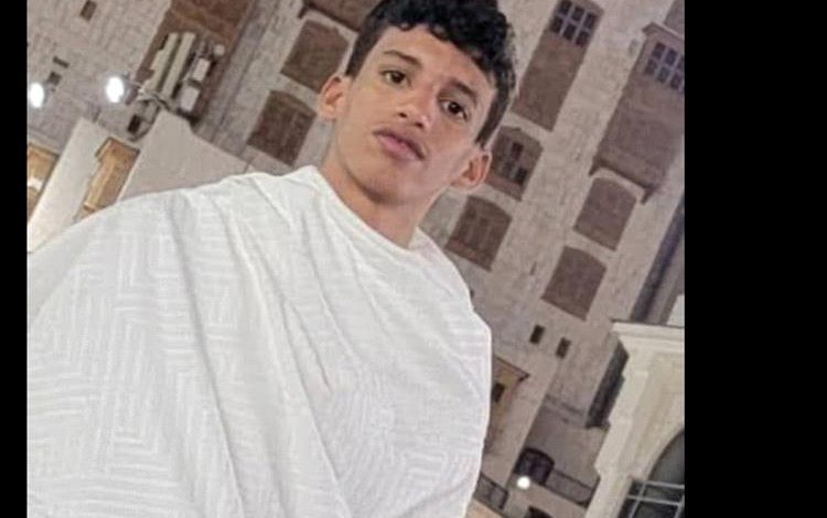 العثور على نجل مدير زراعة ساحل حضرموت مقتولًا داخل سيارته في المكلا