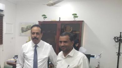 العقربي يوجّه بسرعة إعداد دراسة فنية لمعالجة الأضرار التي خلفتها سيول الأمطار بطريق باتيس - رصد - لعوس