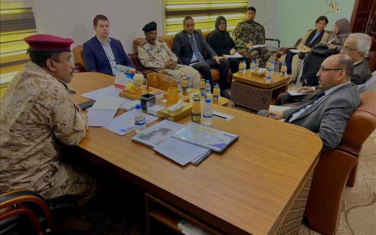 العقيد الصاعي يبحث مع وفد المبعوث الأممي سبل تعزيز الأمن البحري ومكافحة التهريب