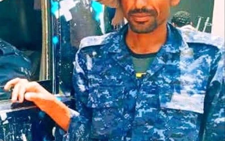 جندي من شرطة شبوة يعيد 34 ألف ريال سعودي عُثر عليها في عتق