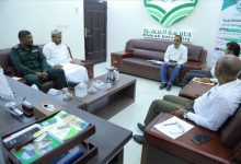 رئيس جامعة المهرة يترأس اجتماعاً للجنة المؤتمر العلمي عن المخدرات والمؤثرات العقلية ويناقش الانشطة المصاحبة لمؤتمر طرابلس 2025م.