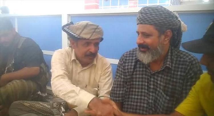 صلح اجتماعي يُنهي خلافاً بين شخصين في محافظة أبين