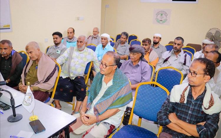 غيل باوزير .. د. عبدالعزيز جابر يحاضر حول «تحديات حضرموت وآفاق الحكم الذاتي»