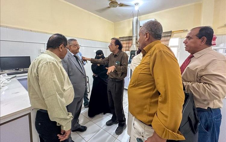 فريق من وزارة الزراعة والأسماك يتفقد مكتب زراعة أبين ومحطة أبحاث الكود