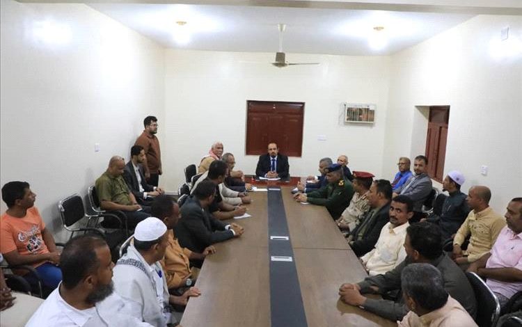 محافظ حضرموت الأستاذ مبخوت بن ماضي يرأس اجتماعًا لقيادة السلطة المحلية والمكتب التنفيذي بمديرية دوعن