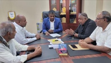 محافظ حضرموت يزور مستشفى بضه بوادي دوعن ويشيد بمستوى الخدمات الطبية المقدمة