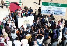 محافظ حضرموت  يضع حجر الأساس لمركز البكرية الخيري للغسيل الكلوي بدوعن