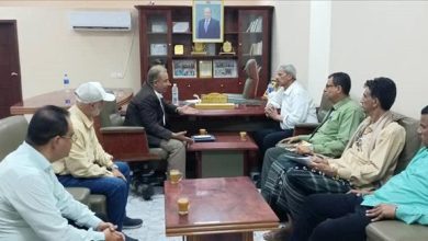 محافظ لحج يستقبل فريق التوجيه والرقابة الرئاسي لتعزيز التعاون التنموي