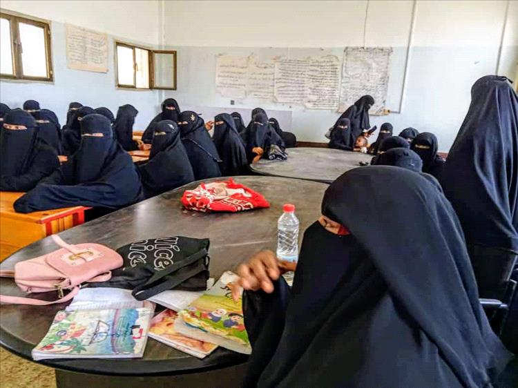 مدرسة الميثاق للبنات بمدينة الكود تقيم دورة نهج القراءة العربي لأولياء الأمور أمهات الطالبات