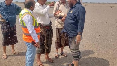 مدير عام المضاربه و راس العاره يزور موقع مشروع الطاقة الشمسية في المضاربة والعارة بلحج