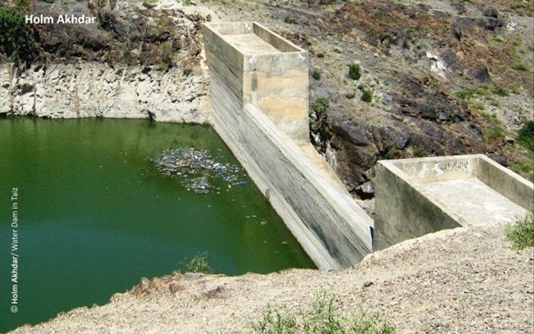 وفاة 3 فتيات غرقا في خزان مياة أرضي بمديرية جبل حبشي بتعز