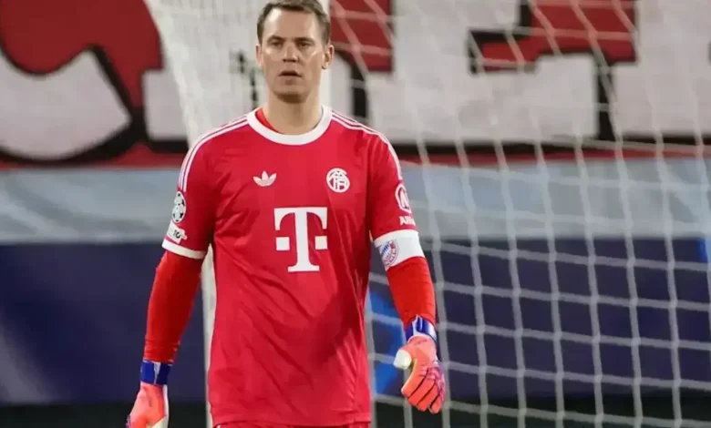 إنجاز تاريخي يداعب نوير في كلاسيكو ألمانيا