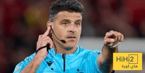 عدد البطاقات الحمراء التي اشهرها مانزانو ضد برشلونة ..؟!